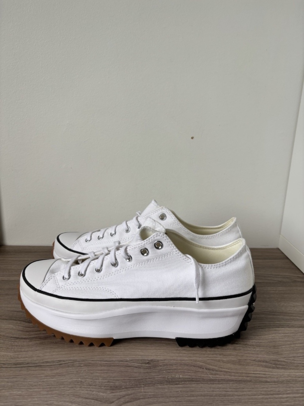 Converse - White Run Star Hike Sneakers Men's Sz 12 US NWT